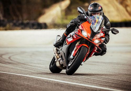 Straights: Exploring Track Features in Motorcycle Racing